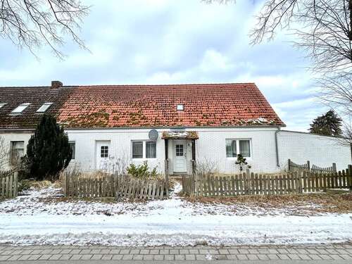 Foto - Haus zum Kaufen in Bartow Pritzenow 64.000,00 € 145.6 m²