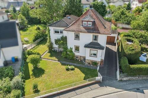 Foto - Haus zum Kaufen in Butzbach 529.000,00 € 196 m²