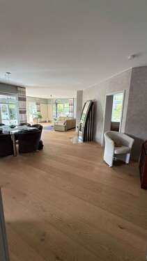 Foto - Haus zum Kaufen in Isenbüttel 649.000,00 € 200 m²