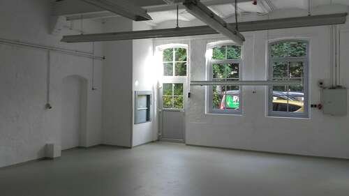 Foto - Büro in Solingen 2.660,00 € 396 m²