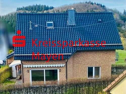 Foto - Haus zum Kaufen in Luxem 399.000,00 € 190 m²