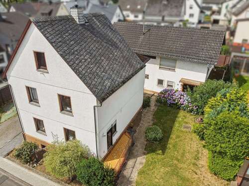 Foto - Haus zum Kaufen in Nentershausen 395.000,00 € 232 m²