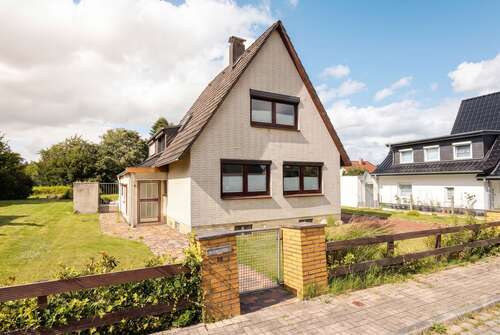 Foto - Haus zum Kaufen in Bremerhaven 275.000,00 € 137 m²