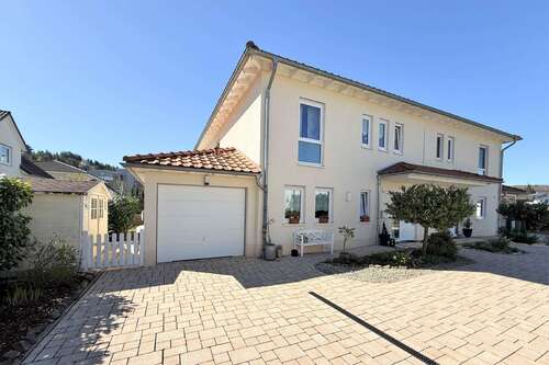 Foto - Haus zum Kaufen in Overath 785.000,00 € 151.99 m²