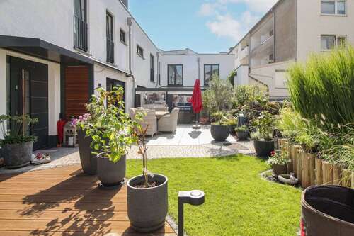 Foto - Haus zum Kaufen in Düsseldorf 1.535.000,00 € 146.1 m²