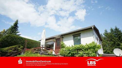 Foto - Haus zum Kaufen in Weitendorf 77.000,00 € 49 m²