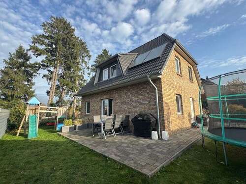 Foto - Haus zum Kaufen in Henstedt- Ulzburg 525.000,00 € 136 m²