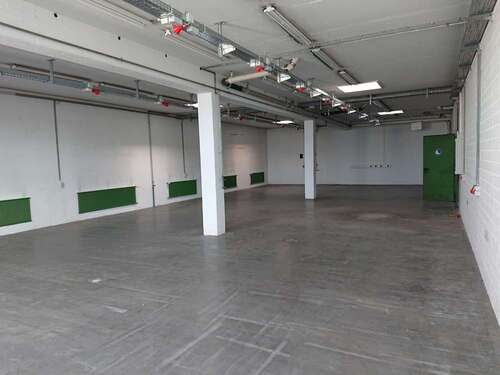 Foto - Halle in Stuttgart Möhringen 3.150,00 € 580 m²