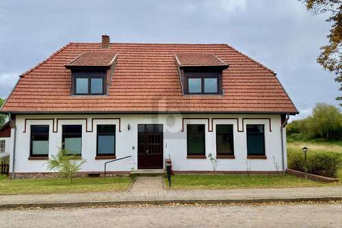 Foto - Haus zum Kaufen in Wittenburg 365.000,00 € 225 m²