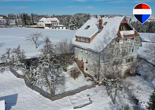 Foto - Haus zum Kaufen in Höchenschwand 619.000,00 € 449 m²