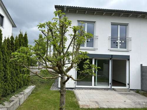 Foto - Haus zum Mieten in Staig 1.490,00 € 137 m²