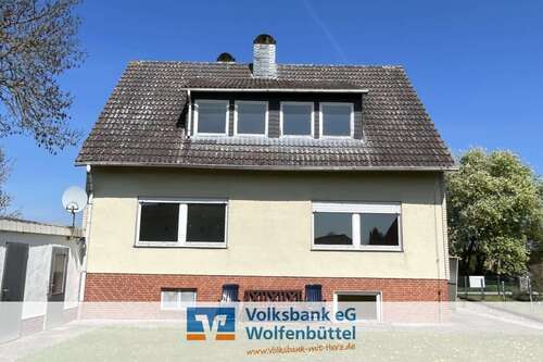 Foto - Haus zum Kaufen in Schöppenstedt 139.000,00 € 113 m²