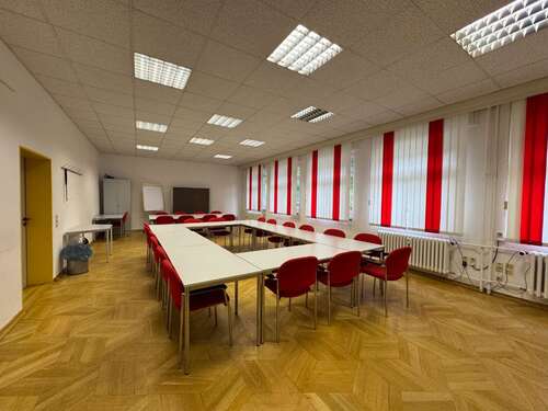 Foto - Büro in Zwickau 116,00 € 18 m² - 116,00&nbsp;EUR Kaltmiete, ca.&nbsp; 18,00&nbsp;m&sup2;