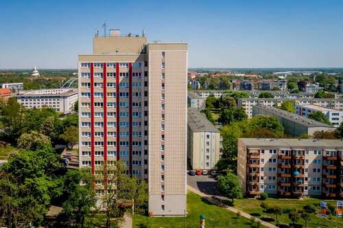 Foto - Wohnung zum Mieten in Magdeburg 420,55 € 64.7 m²