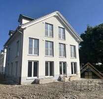 Haus zum Kaufen in Grasbrunn Neukeferloh 1.295.000,00 € 119 m² - Grasbrunn / Neukeferloh