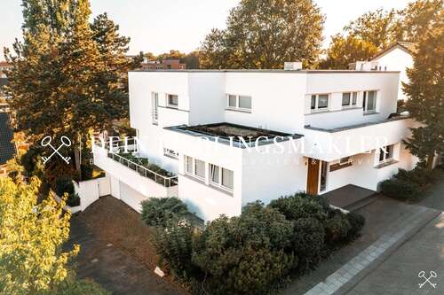 Foto - Haus zum Kaufen in Mönchengladbach 890.000,00 € 220 m²