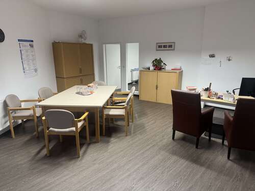 Foto - Büro in Herborn 490,00 € 57 m² - 490,00&nbsp;EUR Kaltmiete, ca.&nbsp; 57,00&nbsp;m&sup2;