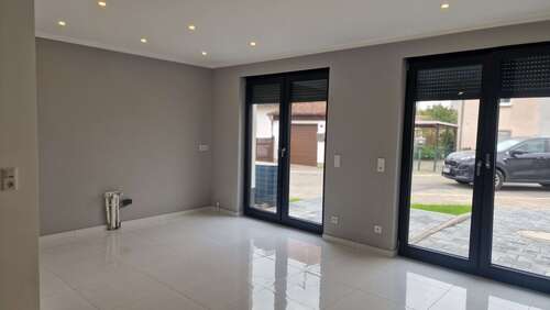 Foto - Haus zum Kaufen in Ludwigshafen am Rhein 900.000,00 € 174 m²