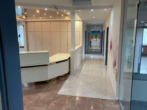 Foto - Büro in Calw 1.050,00 € 136 m² - 1.050,00&nbsp;EUR Kaltmiete, ca.&nbsp; 136,00&nbsp;m&sup2;