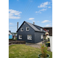 Haus zum Kaufen in Schmiedefeld 89.000,00 € 96 m²