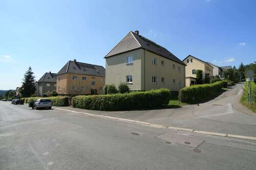 Foto - Wohnung zum Mieten in Reichenbach 214,20 € 42 m²