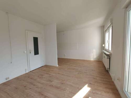 Foto - Wohnung zum Mieten in Halle 420,00 € 50 m²