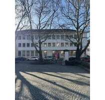 Büro in Esslingen 5.300,00 € 343 m²