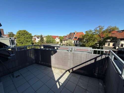 Foto - Wohnung zum Mieten in Halle 1.300,00 € 121.33 m²