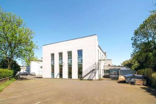 Foto - Halle in Hürth 5.500,00 € 330 m²