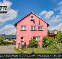 Haus zum Kaufen in Saalfeld 135.000,00 € 168 m²
