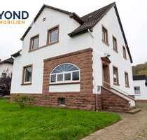 Haus zum Kaufen in Densborn 310.000,00 € 205 m²