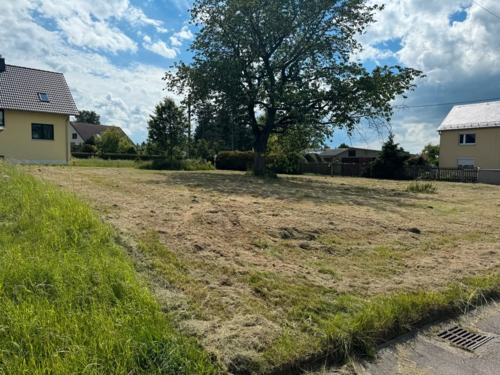 Foto - Grundstück zu verkaufen in Sachsen Limbach - Oberfrohna 99.000,00 € 747 m²