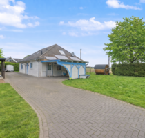 Haus zum Kaufen in Neuenbrook 399.000,00 € 165 m²