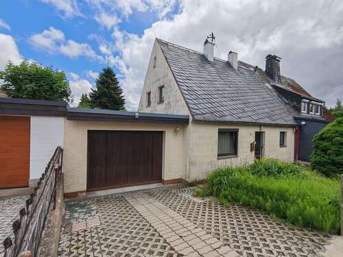 Foto - Haus zum Kaufen in Helmbrechts 65.000,00 € 69 m²