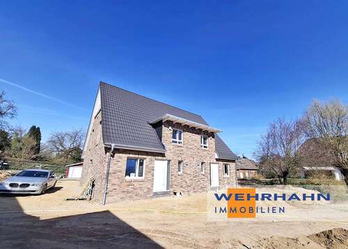 Foto - Haus zum Kaufen in Hoisdorf 659.000,00 € 116.95 m²