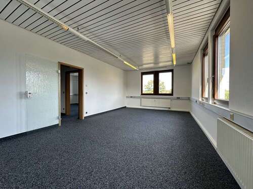 Foto - Büro in Stuttgart Zuffenhausen 1.890,00 € 165 m²