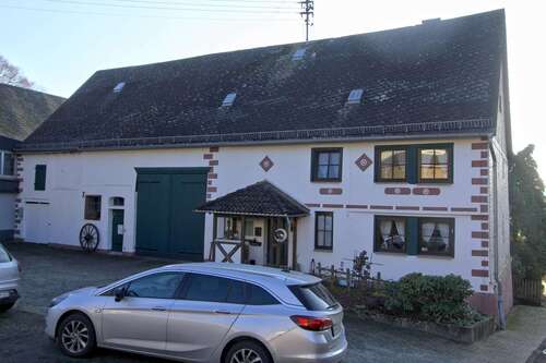 Foto - Haus zum Kaufen in Bubach 110.000,00 € 122 m²