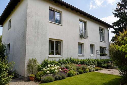 Foto - Haus zum Kaufen in Rüdenhausen 400.000,00 € 183.47 m²