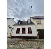 Haus zum Mieten in Mannheim 1.500,00 € 102.06 m²