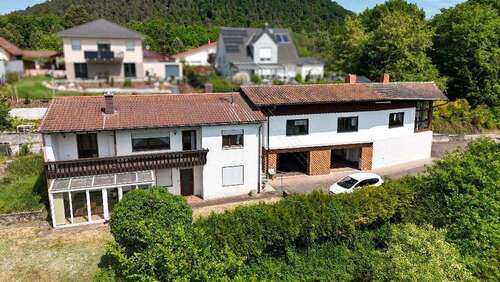 Foto - Haus zum Kaufen in Merzalben 263.000,00 € 255 m²