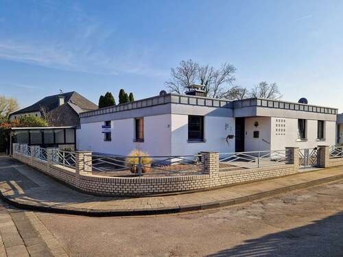 Foto - Haus zum Kaufen in Linnich 259.900,00 € 125.05 m²