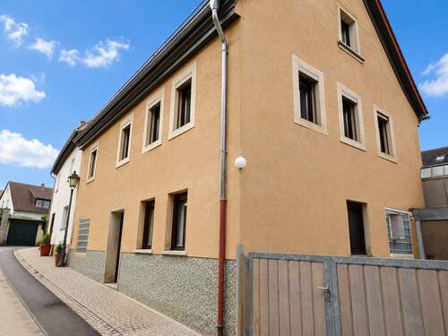 Foto - Haus zum Kaufen in Würzburg 405.000,00 € 121 m²
