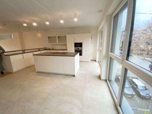 Foto - Wohnung zum Mieten in Wiesbaden 2.200,00 € 195 m²