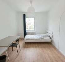 WG-Zimmer in Berlin 650,00 € 14 m²