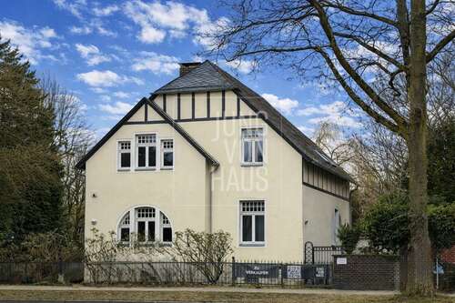 Foto - Haus zum Kaufen in Wiesbaden 1.280.000,00 € 280 m²