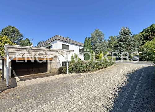 Foto - Haus zum Kaufen in Usingen 449.000,00 € 235 m²