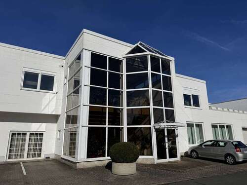 Foto - Spezialgewerbe in Peine 1.300,00 € 260 m²