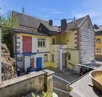Haus zum Kaufen in Oberneisen 89.000,00 € 106 m²