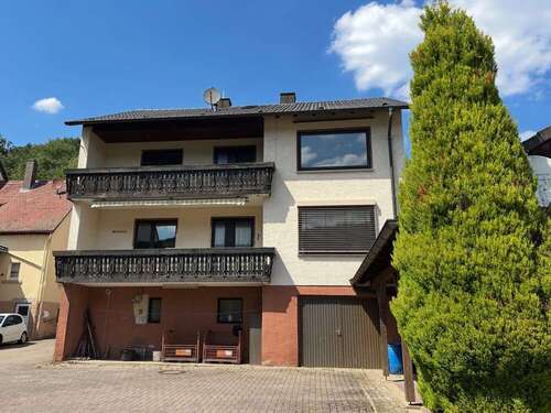 Foto - Haus zum Kaufen in Dammbach Wintersbach 298.000,00 € 160.8 m²