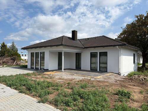 Foto - Büro in Braunschweig-Rüningen 1.950,00 € 215 m²